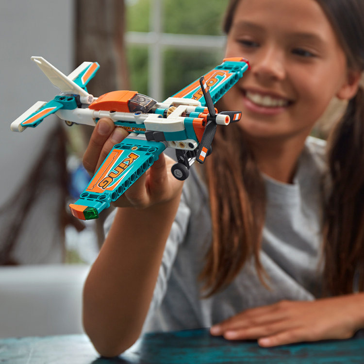 LEGO TECHNIC Samolot wyścigowy 42117